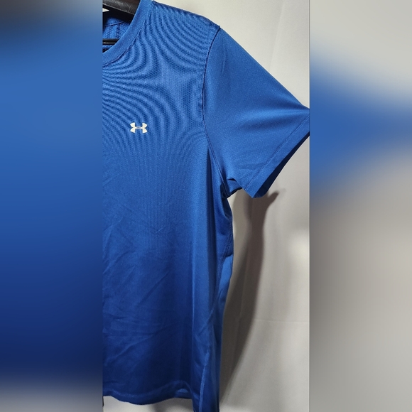 🌸 3/$25 🌸 Under Armour Blue Short Sleeve Athletic Tee-Size XL - Picture 5 of 10